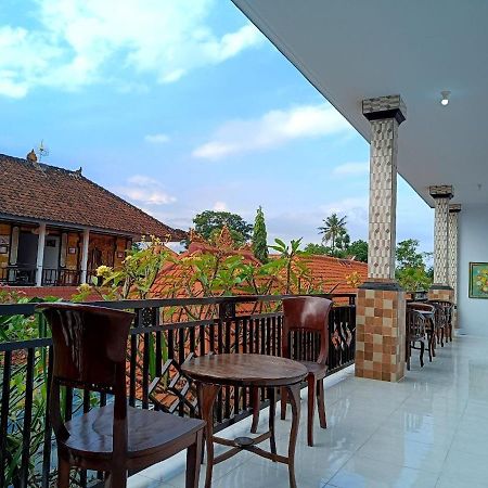 Roy Guest House Canggu Екстериор снимка